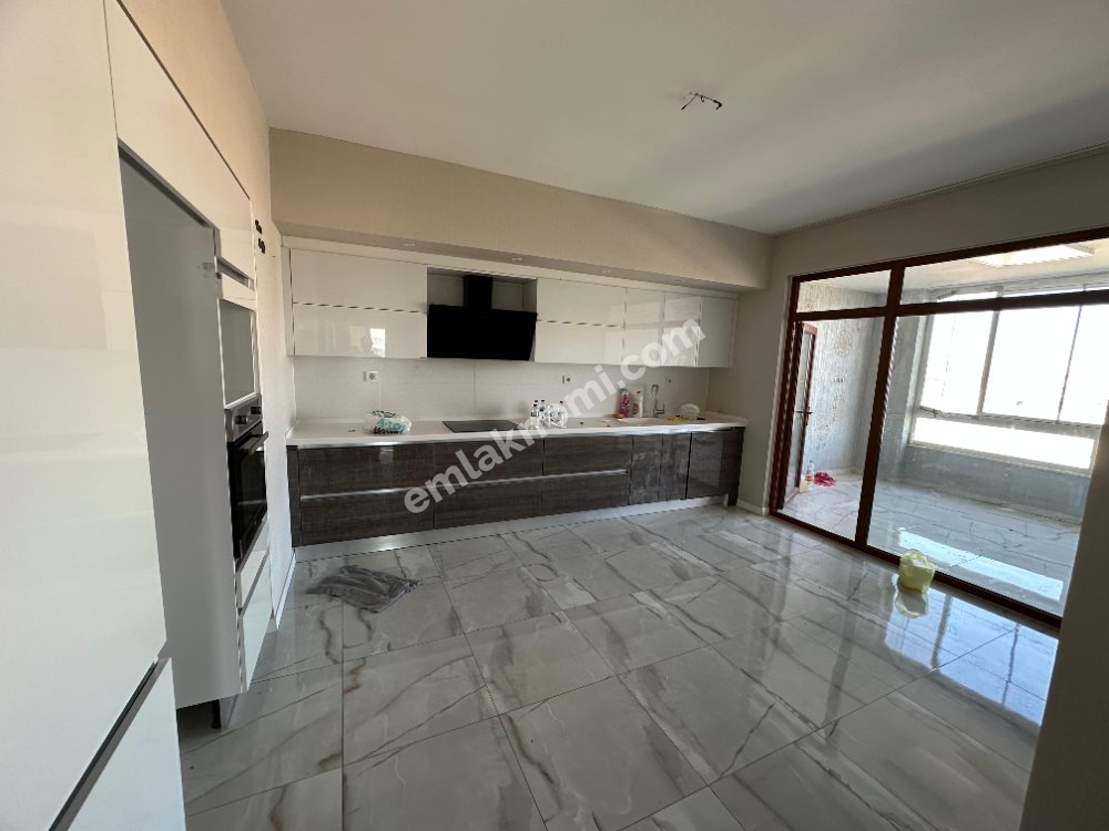 Karaman Pirireis Mahallesi Satılık 4+1 Daire - Fotoğraf 4