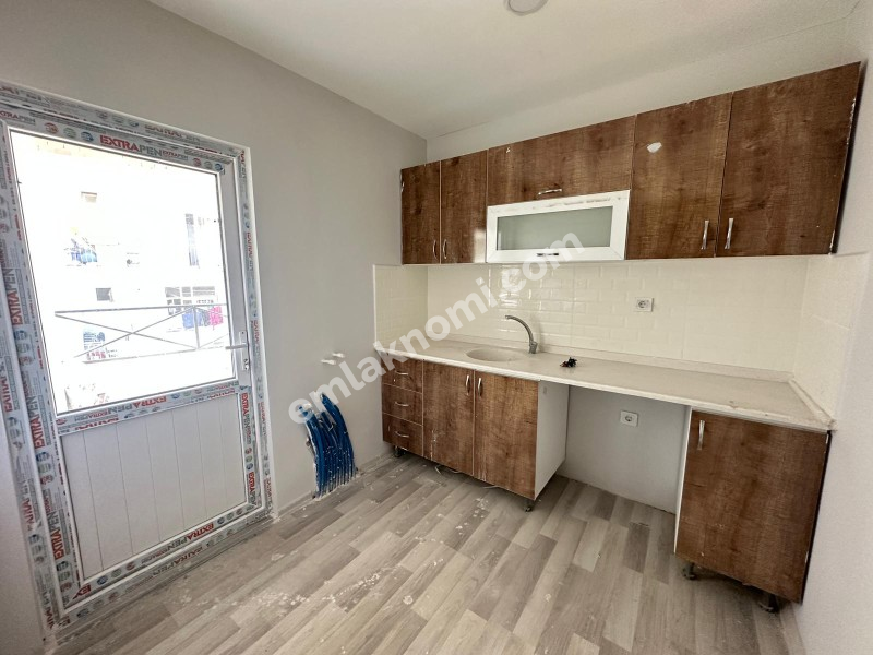 Karaman Ahiosman Mahallesi Kiralık 2+1 Ofis - Fotoğraf 2