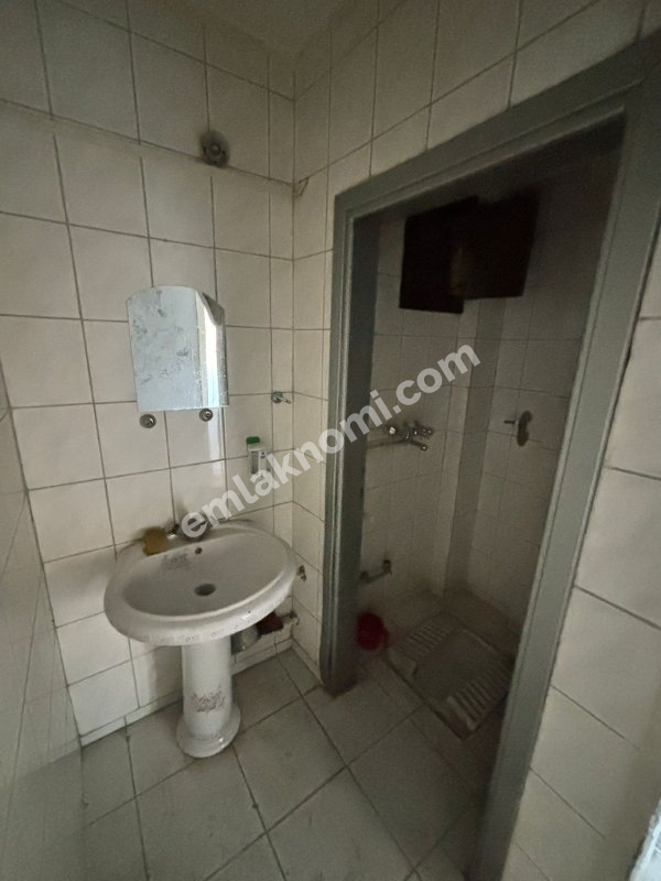 Karaman Fenari Mahallesi Satılık 2+1 Ofis - Fotoğraf 5