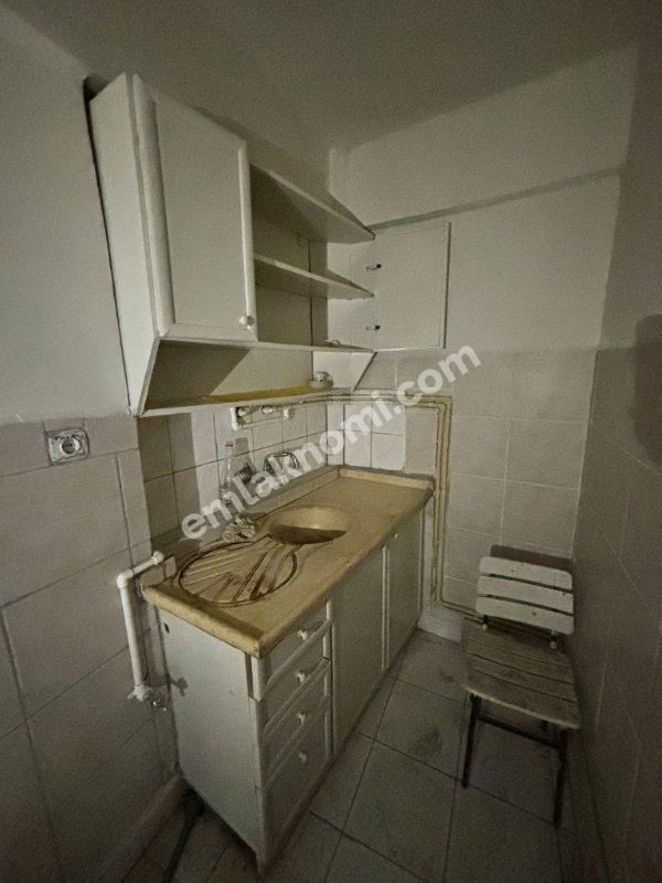 Karaman Fenari Mahallesi Satılık 2+1 Ofis - Fotoğraf 9