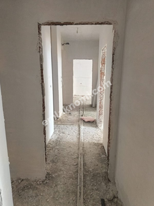 Karaman Abbas Mahallesi Satılık 2+1 Daire - Fotoğraf 2