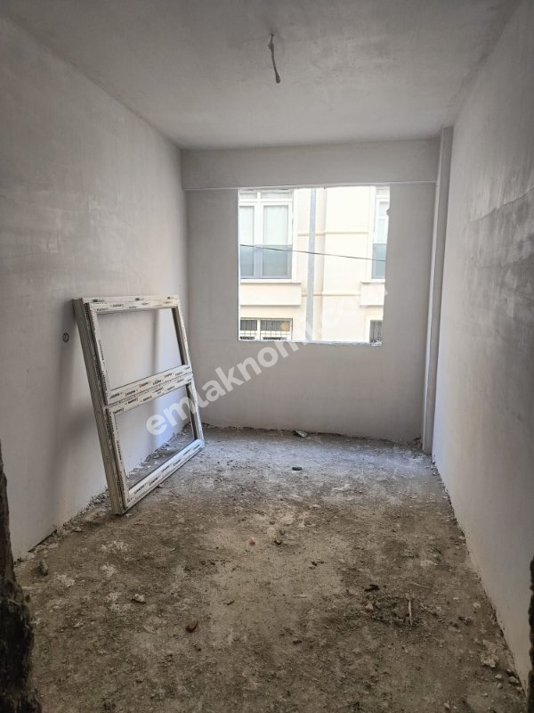 Karaman Abbas Mahallesi Satılık 2+1 Daire - Fotoğraf 6