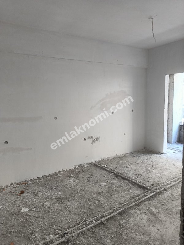 Karaman Abbas Mahallesi Satılık 2+1 Daire - Fotoğraf 11