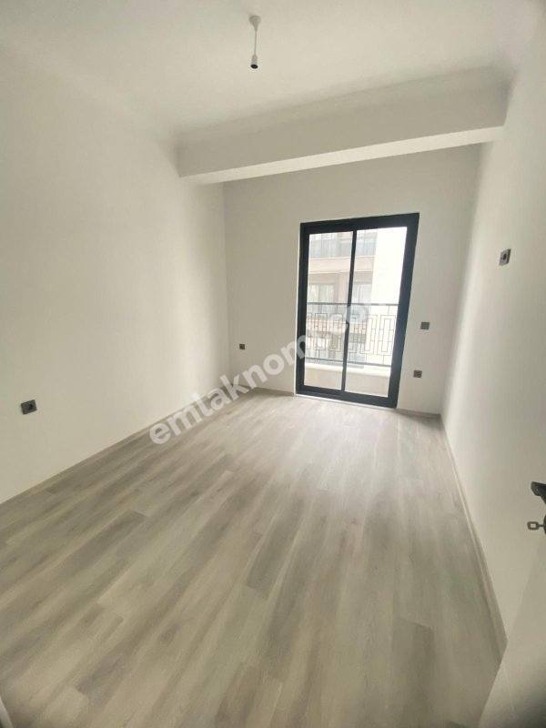 Antalya Mahmutlar Mahallesi Satılık 1+1 Daire - Fotoğraf 5