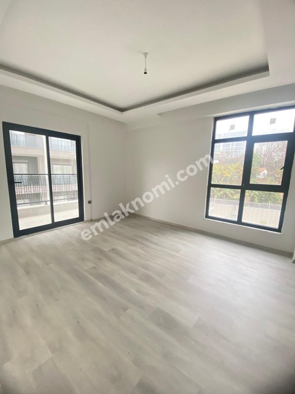 Antalya Mahmutlar Mahallesi Satılık 1+1 Daire - Fotoğraf 10