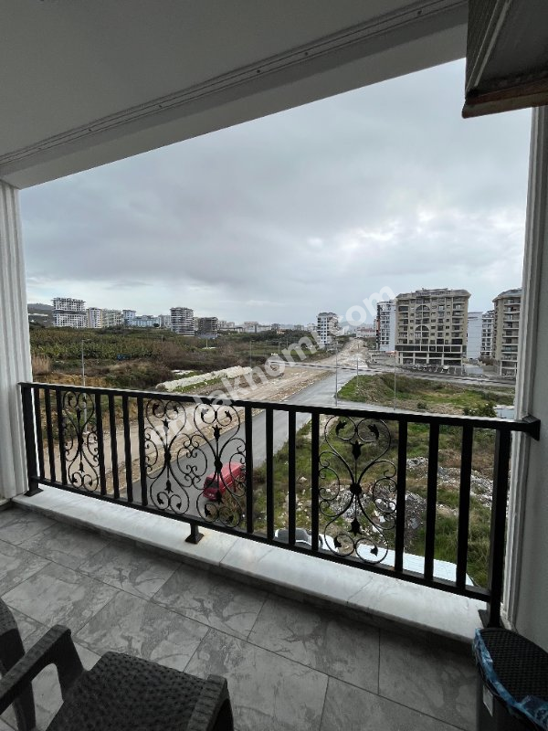 Antalya Mahmutlar Mahallesi Satılık 1+1 Daire - Fotoğraf 6
