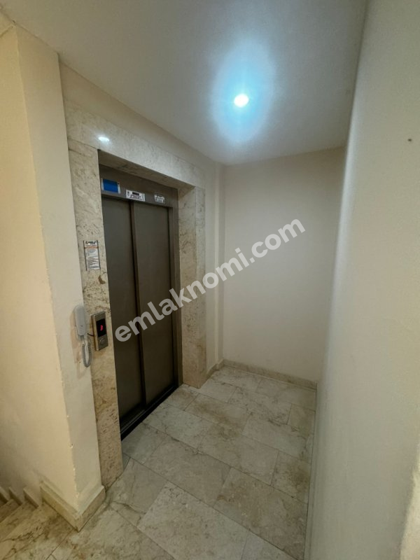 Antalya Mahmutlar Mahallesi Satılık 1+1 Daire - Fotoğraf 2