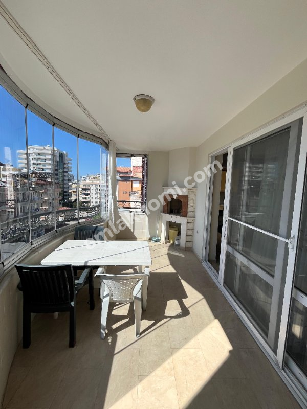 Antalya Mahmutlar Mahallesi Kiralık 2+1 Daire - Fotoğraf 9