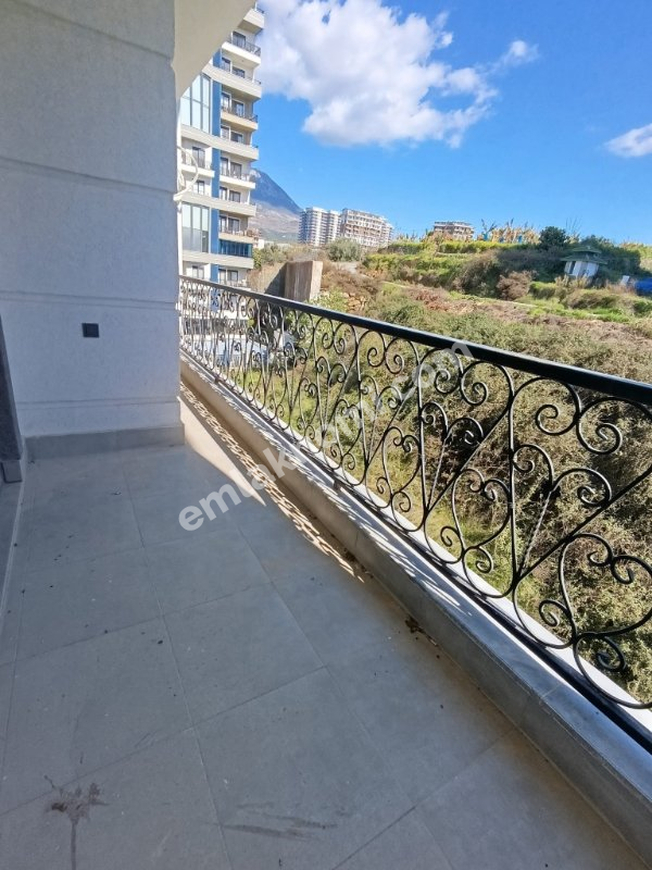 Antalya Mahmutlar Mahallesi Satılık 1+1 Daire - Fotoğraf 6