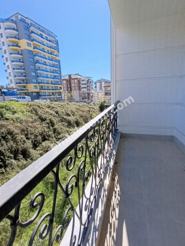 Antalya Mahmutlar Mahallesi Satılık 1+1 Daire - Fotoğraf 17