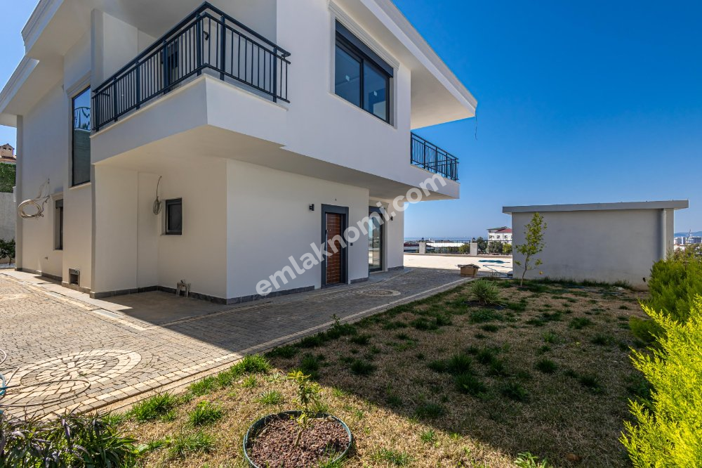 Antalya Kargıcak Mahallesi Satılık 4+1 Villa - Fotoğraf 2