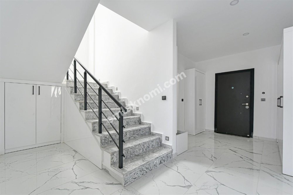 Antalya Kargıcak Mahallesi Satılık 4+1 Villa - Fotoğraf 15