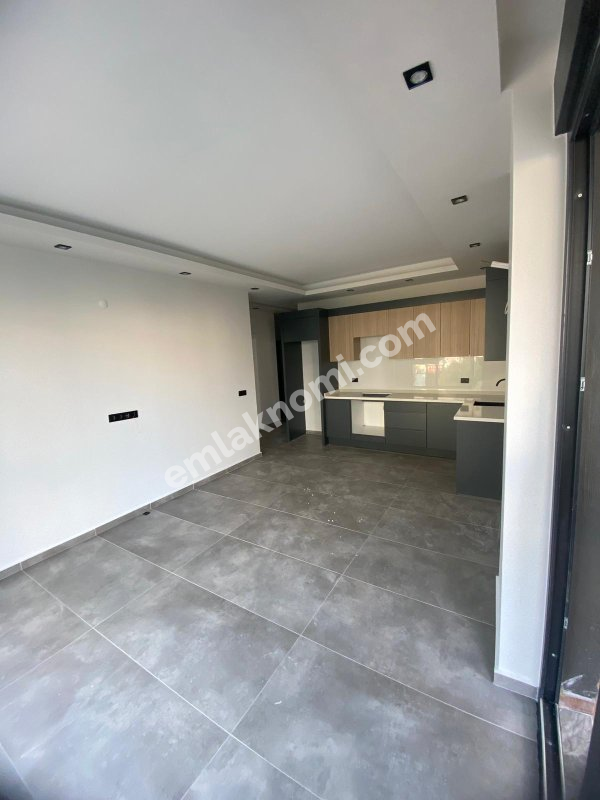Antalya Oba Mahallesi Satılık 2+1 Daire - Fotoğraf 1