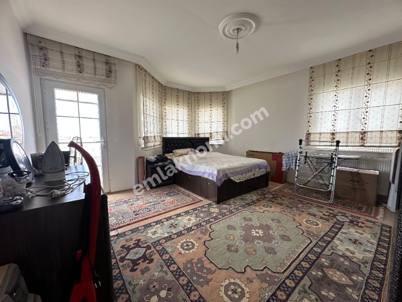 Karaman Yenişehir Mahallesi Satılık 4+1 Müstakil Ev | Emlakmaster - Fotoğraf 16