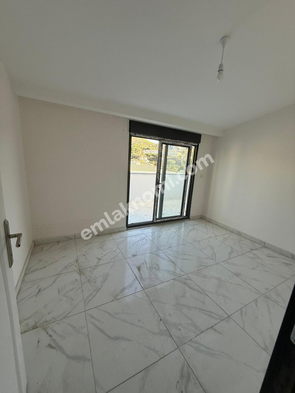 Antalya Demirtaş Mahallesi Satılık 2+1 Daire - Fotoğraf 9