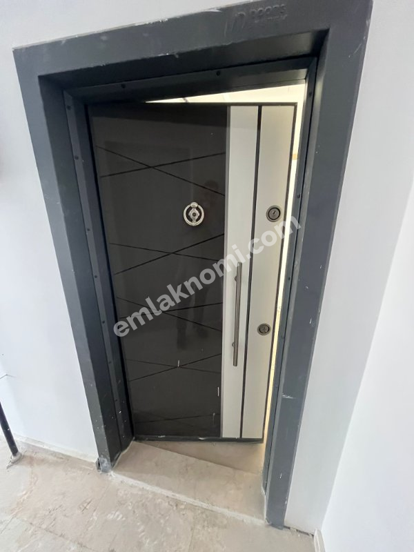 Karaman Karamanoğlu Mehmet Bey Mahallesi Satılık 3+1 Daire - Fotoğraf 24
