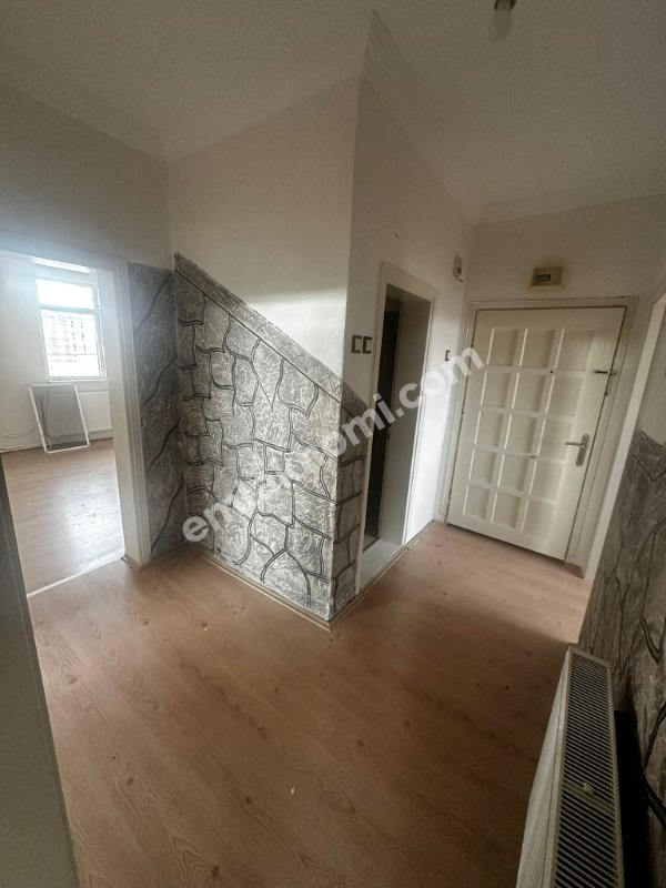 Karaman Sümer Mahallesi Kiralık 2+1 Daire - Fotoğraf 5
