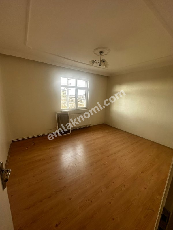 Karaman Sümer Mahallesi Kiralık 2+1 Daire - Fotoğraf 12