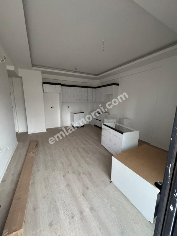 Antalya Avsallar Mahallesi Satılık 1+1 Daire - Fotoğraf 6