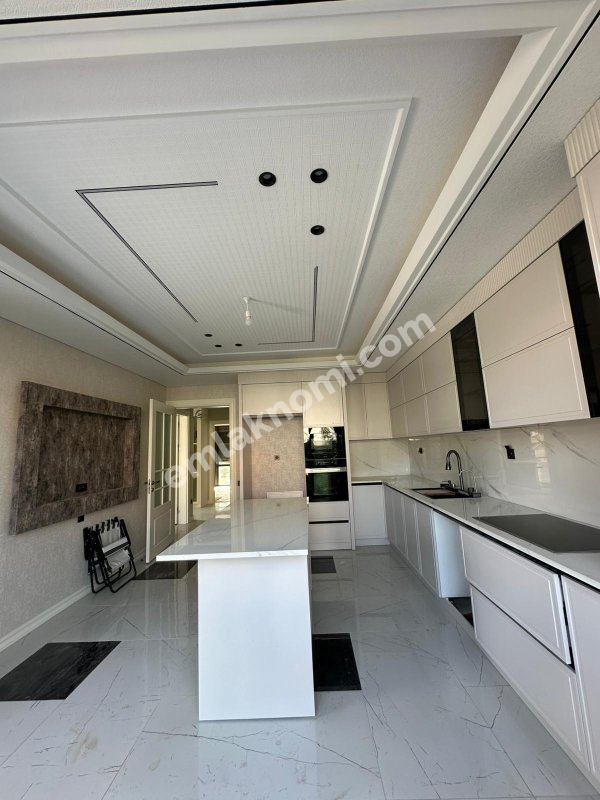 Konya HARMANCIK Mahallesi Satılık 7+2 Villa