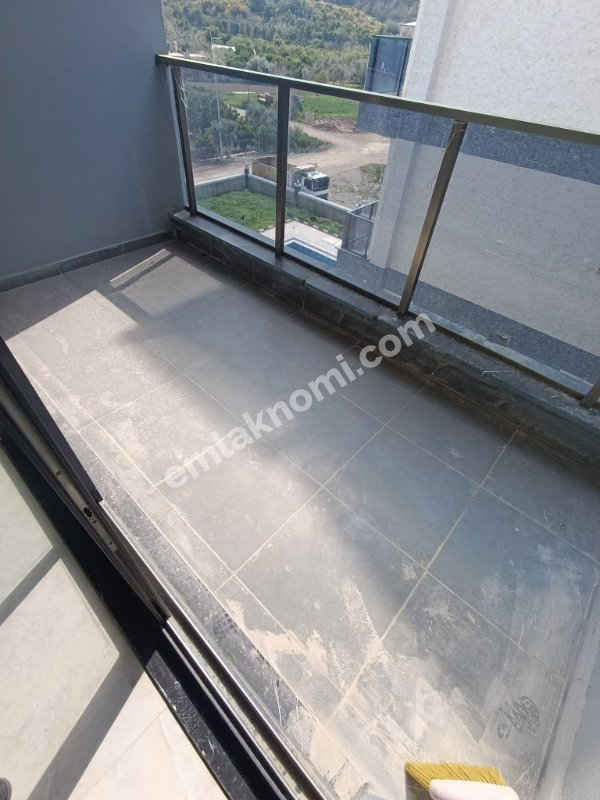Antalya Demirtaş Mahallesi Satılık 1+1 Daire - Fotoğraf 1