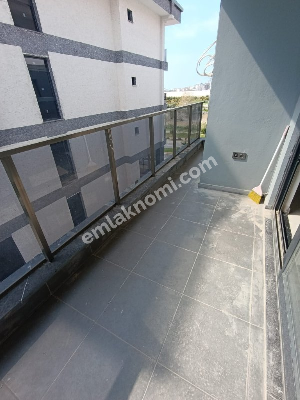 Antalya Demirtaş Mahallesi Satılık 1+1 Daire - Fotoğraf 5