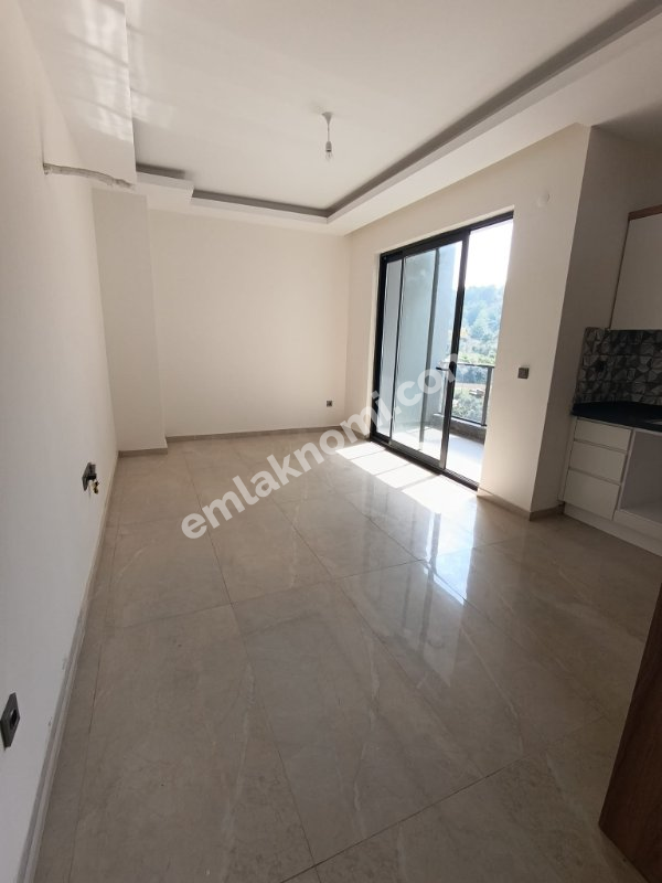 Antalya Demirtaş Mahallesi Satılık 1+1 Daire - Fotoğraf 7