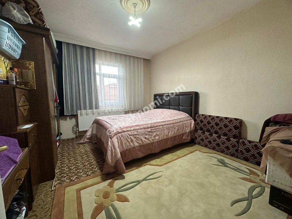 Karaman Mahmudiye Mahallesi Satılık 2+1 Daire - Fotoğraf 2