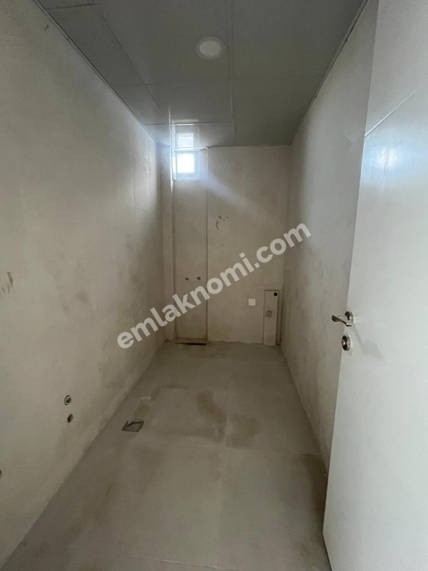 Konya Erenler Mahallesi Satılık 3+1 Daire - Fotoğraf 2