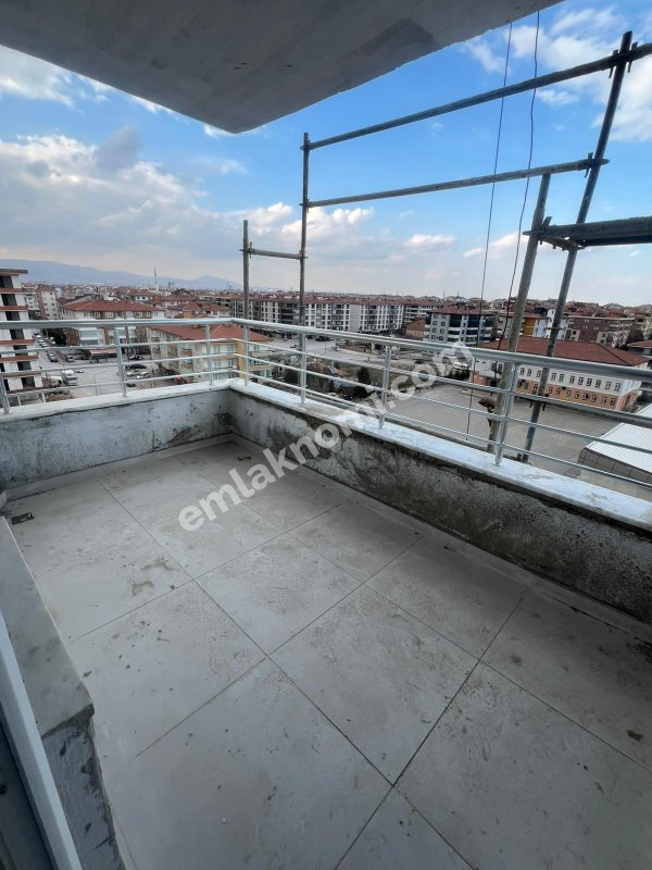 Konya Erenler Mahallesi Satılık 3+1 Daire - Fotoğraf 4