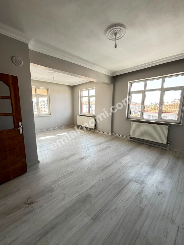 Karaman Nefise Sultan Mahallesi Satılık 2+1 Daire - Fotoğraf 4