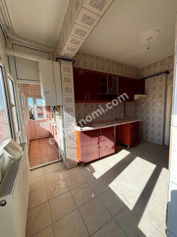 Karaman Nefise Sultan Mahallesi Satılık 2+1 Daire - Fotoğraf 11