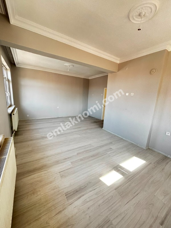 Karaman Nefise Sultan Mahallesi Satılık 2+1 Daire - Fotoğraf 12