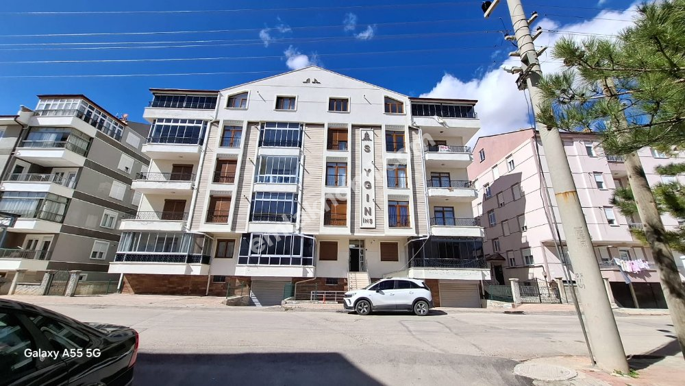Karaman Hisar Mahallesi Satılık 6+1 Daire - Fotoğraf 2