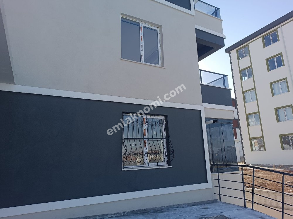 Ereğli Toros Mahallesi Satılık 1+1 Apart - Fotoğraf 11