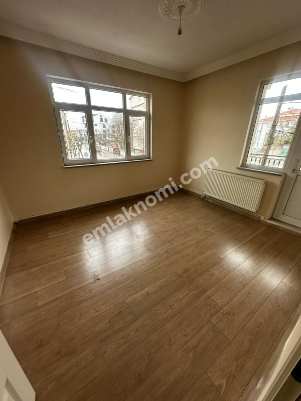 Karaman Sümer Mahallesi Kiralık 3+1 Daire - Fotoğraf 4
