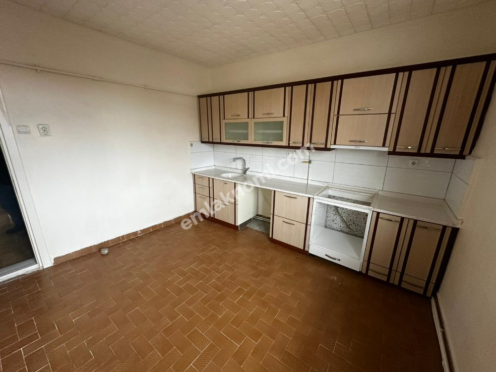 Karaman Sümer Mahallesi Kiralık 3+1 Daire - Fotoğraf 5