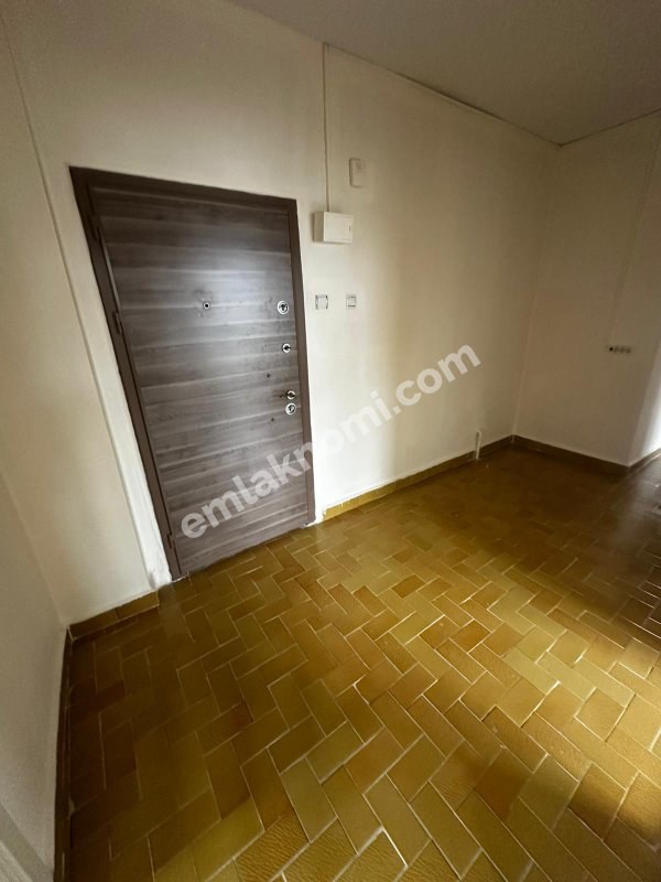 Karaman Sümer Mahallesi Kiralık 3+1 Daire - Fotoğraf 9