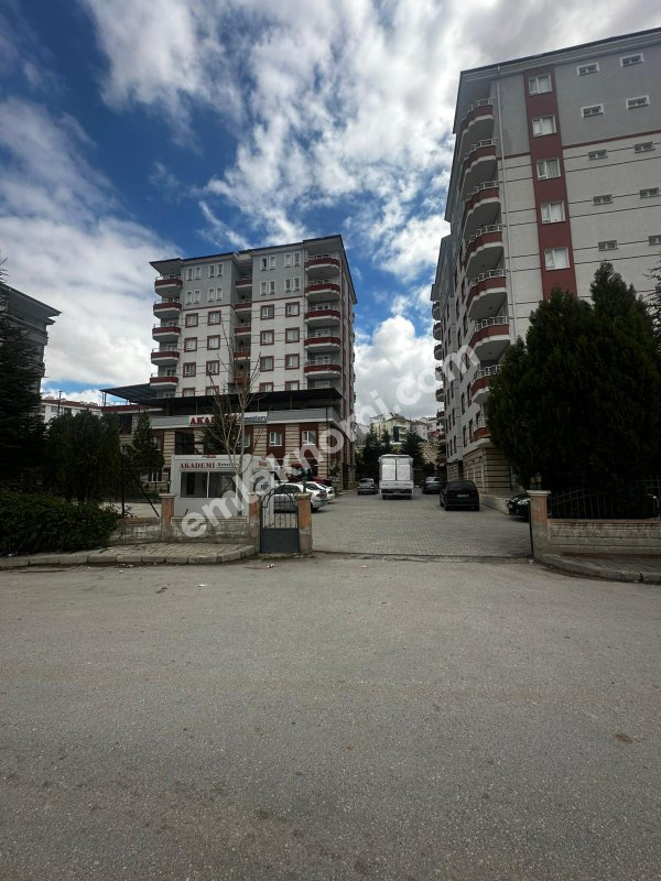 Karaman Osmangazi Mahallesi Satılık 2+1 Daire - Fotoğraf 1