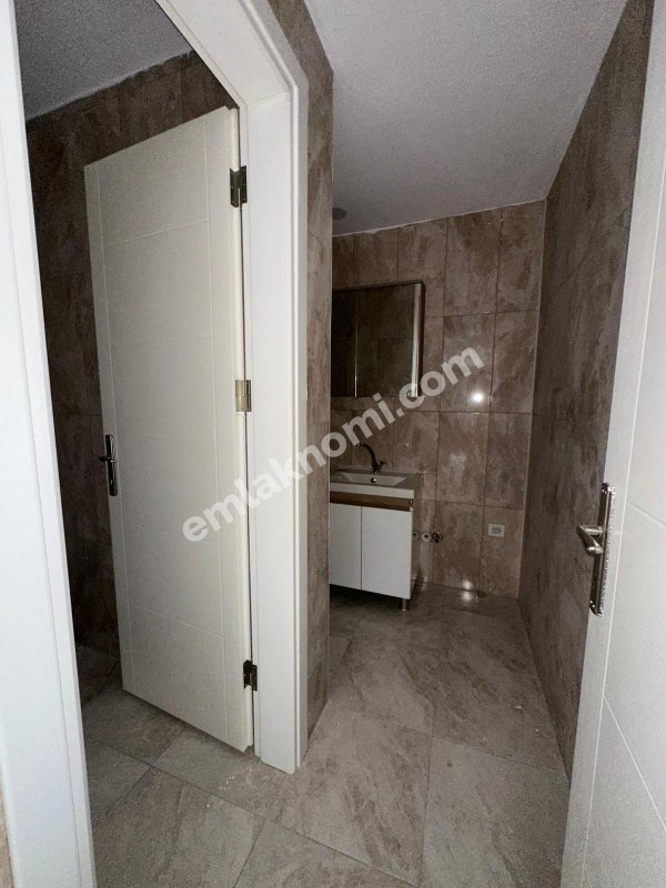 Karaman Tahsin Ünal Mahallesi Satılık 2+1 Daire - Fotoğraf 8