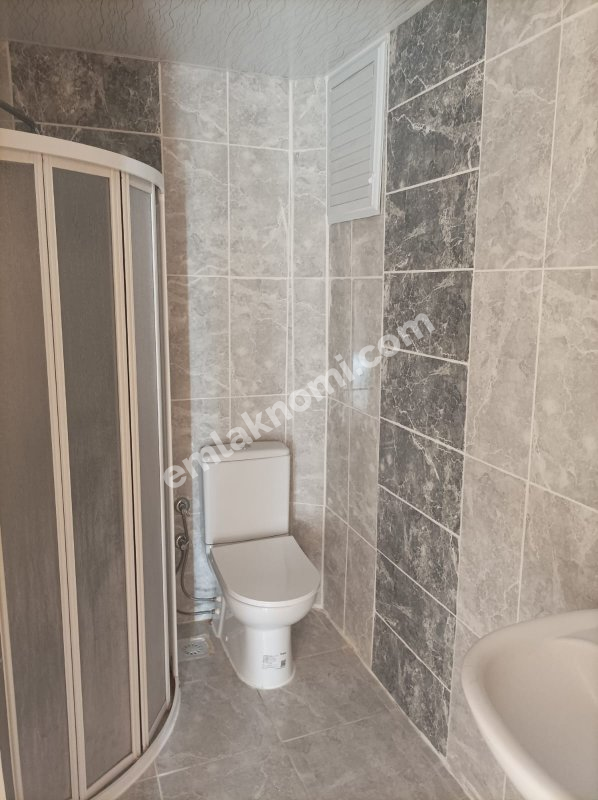 Karaman Kazım Karabekir Paşa Mahallesi Kiralık 3+1 Daire - Fotoğraf 9