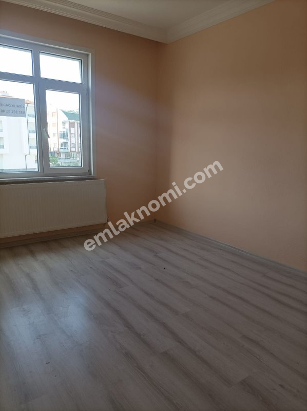 Karaman Kazım Karabekir Paşa Mahallesi Kiralık 3+1 Daire - Fotoğraf 11