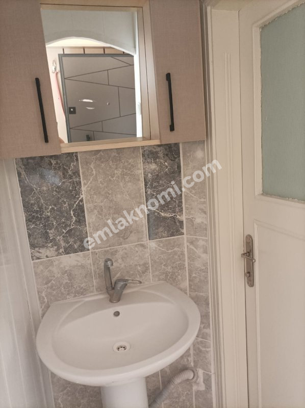 Karaman Kazım Karabekir Paşa Mahallesi Kiralık 3+1 Daire - Fotoğraf 14