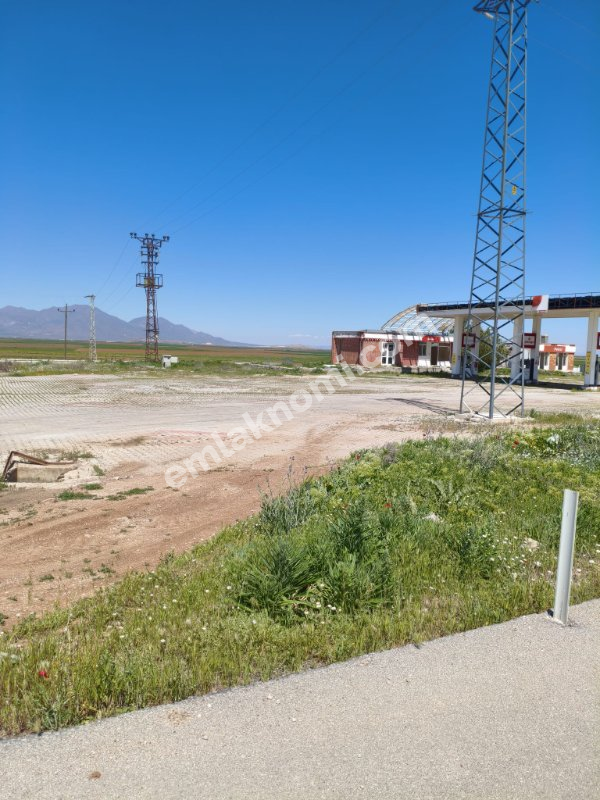 Karaman Emsalhayat Mahallesi Satılık Tarla - Fotoğraf 4