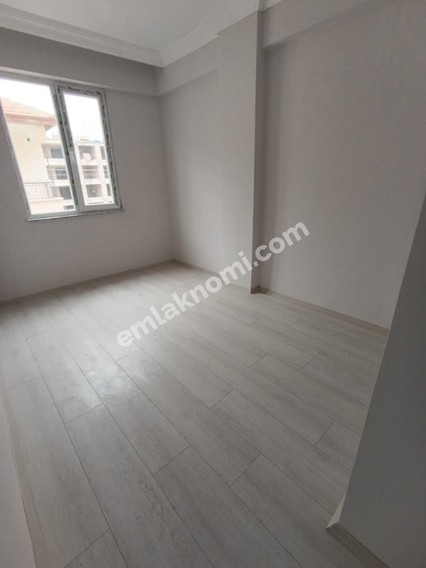 Karaman Tabduk Emre Mahallesi Satılık 4+1 Daire - Fotoğraf 3