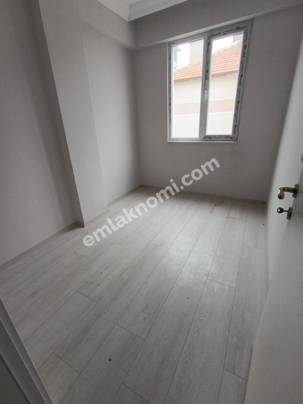 Karaman Tabduk Emre Mahallesi Satılık 4+1 Daire - Fotoğraf 4
