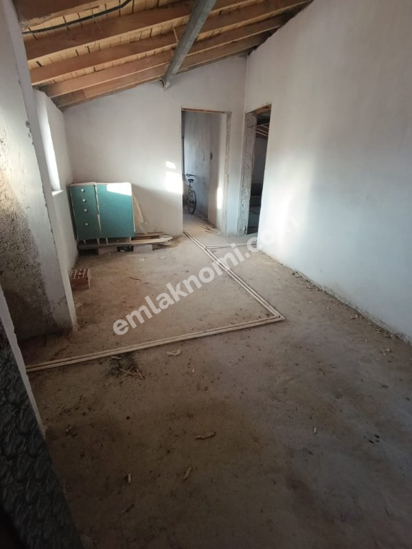 Karaman Beyazkent Mahallesi Satılık 2+1 Daire | Emlakmaster - Fotoğraf 12