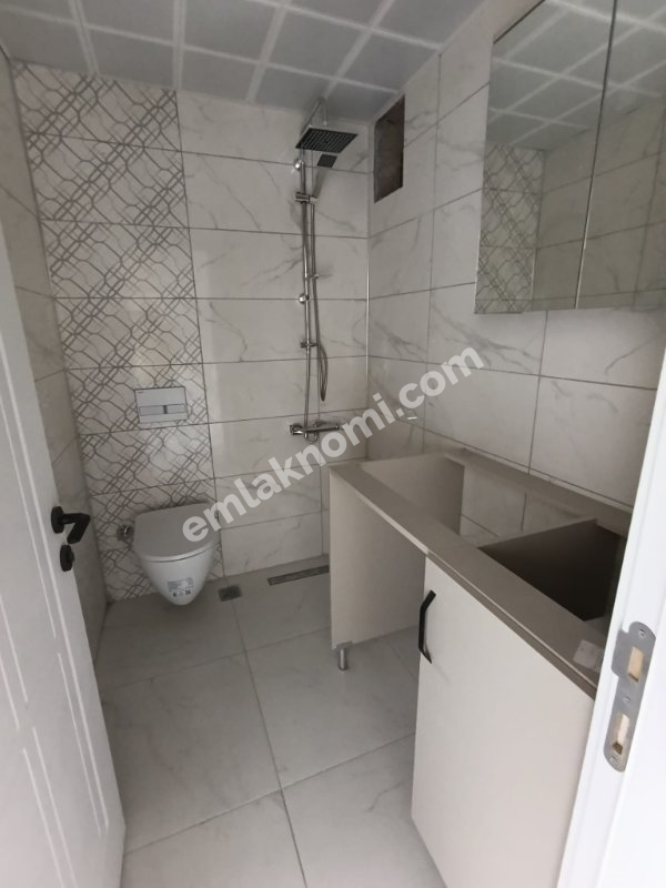 Karaman Abbas Mahallesi Satılık 2+1 Daire - Fotoğraf 3