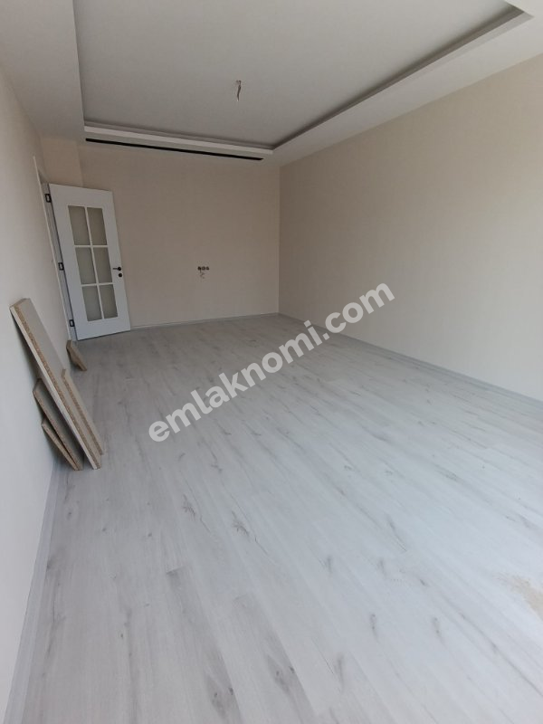 Karaman Abbas Mahallesi Satılık 2+1 Daire - Fotoğraf 10