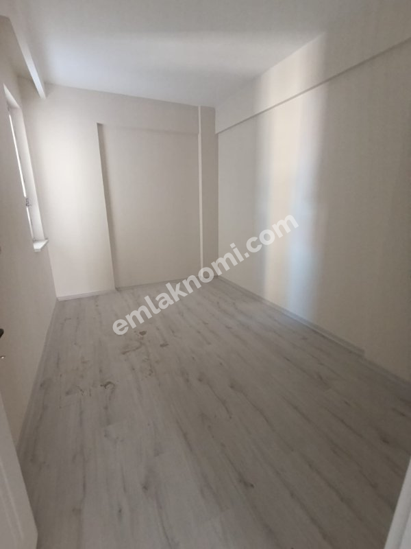 Karaman Abbas Mahallesi Satılık 2+1 Daire - Fotoğraf 11